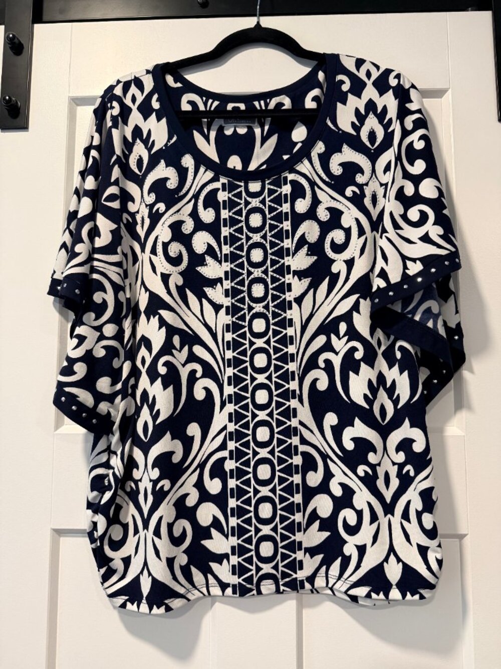 JM Collection Dressy Navy Blue & White Polyester Batwing Sleeve Flowy Blouse Lg - Picture 2 of 4